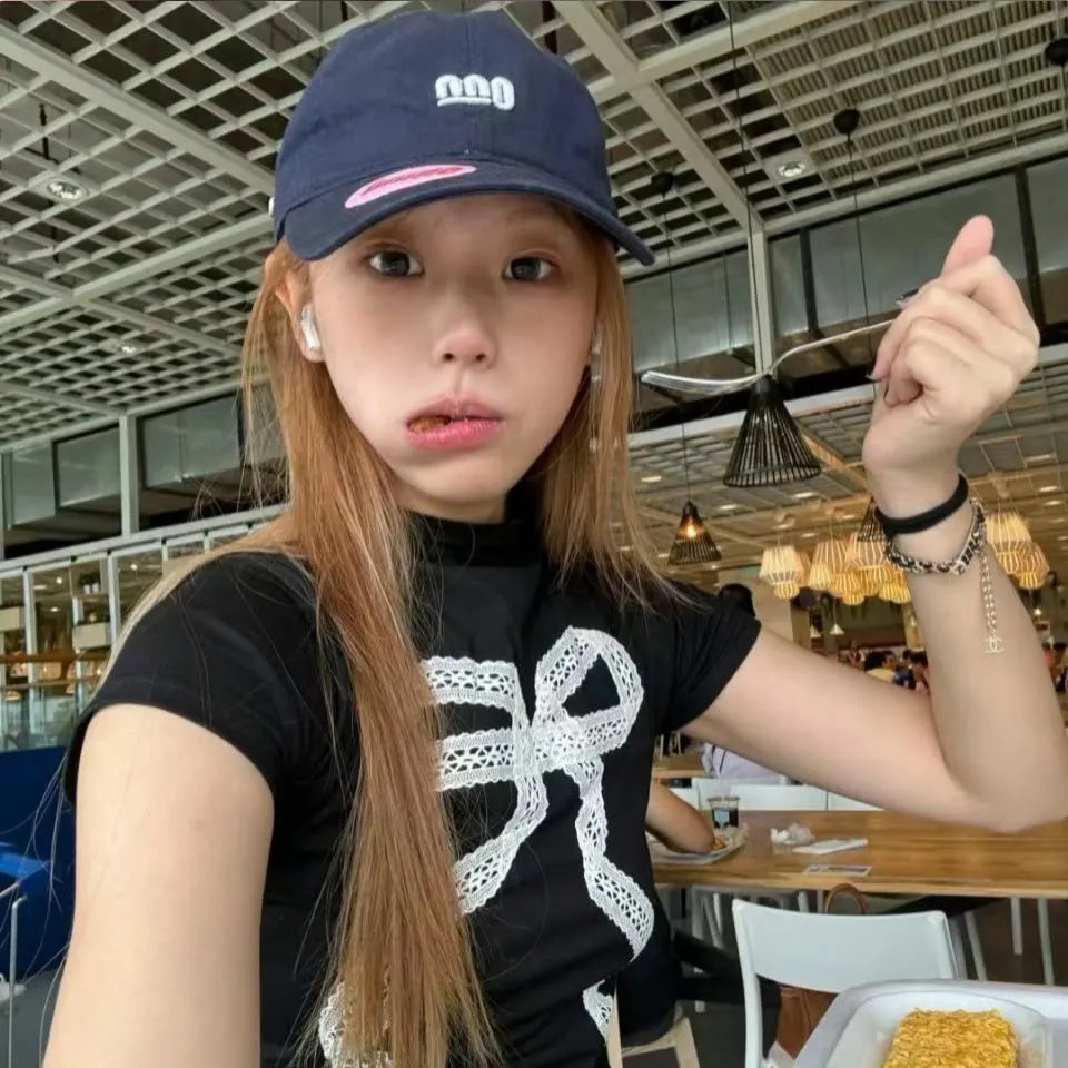 俏师娘海报